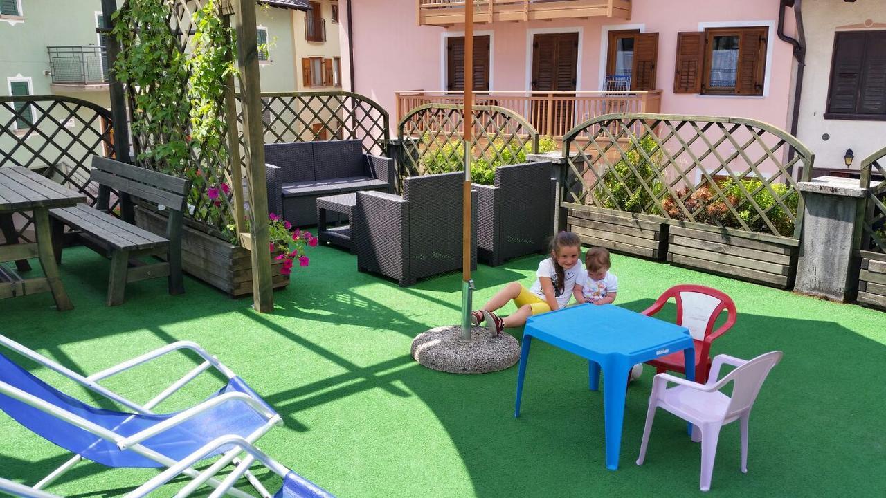 Appartamenti Osti Sansoni Mariarosa أندالو المظهر الخارجي الصورة